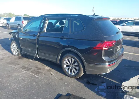 2020 Volkswagen Tiguan 2.0T S z USA, uszkodzony, nr VIN 3VV1B7AX1LM053392